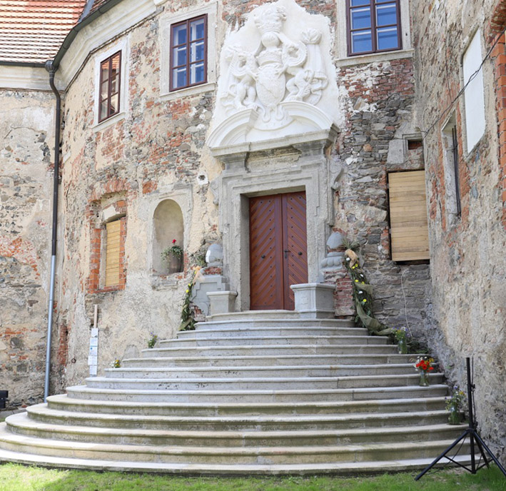 PobezoviceChateauAfterResto2024FocusWeb